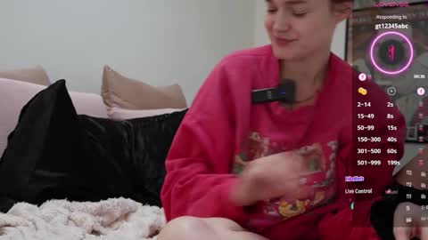 Snapshot of bellebabyboo chatting on December 5, 2025, 12:08 am BELLE online show from December 5, 2025, 12:08 am