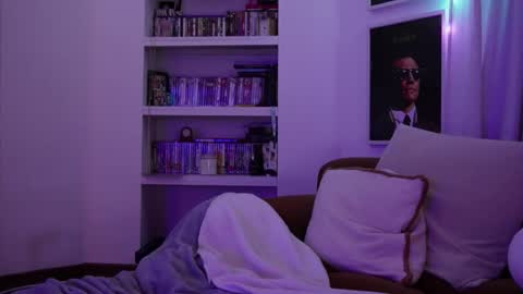 Snapshot of bellebabyboo chatting on December 5, 2025, 2:36 pm BELLE online show from December 5, 2025, 2:36 pm