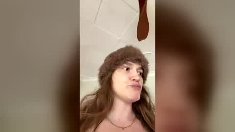 Snapshot of bellebabyboo chatting on June 13, 2026, 4:32 am BELLE online show from June 13, 2026, 4:32 am