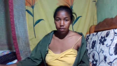 Snapshot of bellemiahxx chatting on July 1, 2026, 5:20 am bellemiahXx online show from July 1, 2026, 5:20 am