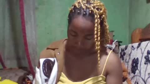 Snapshot of bellemiahxx chatting on July 13, 2026, 5:54 am bellemiahXx online show from July 13, 2026, 5:54 am