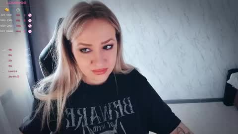 Snapshot of bellezza_ chatting on May 4, 2026, 11:06 am Your Annabelle Wolf online show from May 4, 2026, 11:06 am