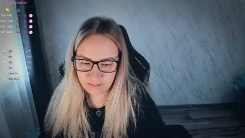 Snapshot of bellezza_ chatting on May 29, 2026, 3:21 pm Your Annabelle Wolf online show from May 29, 2026, 3:21 pm
