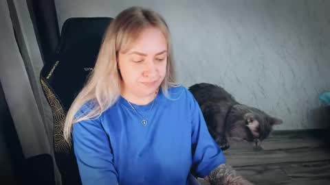 Snapshot of bellezza_ chatting on June 6, 2026, 10:25 pm Your Annabelle Wolf online show from June 6, 2026, 10:25 pm