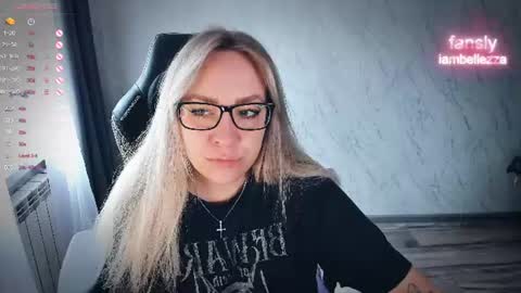 Snapshot of bellezza_ chatting on June 16, 2026, 12:52 pm Your Annabelle Wolf online show from June 16, 2026, 12:52 pm