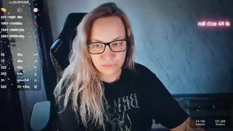 Snapshot of bellezza_ chatting on July 19, 2026, 1:48 pm Your Annabelle Wolf online show from July 19, 2026, 1:48 pm