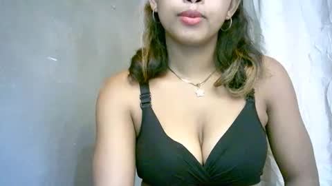 Snapshot of bellibellah chatting on March 10, 2026, 2:22 pm BelliBellah online show from March 10, 2026, 2:22 pm