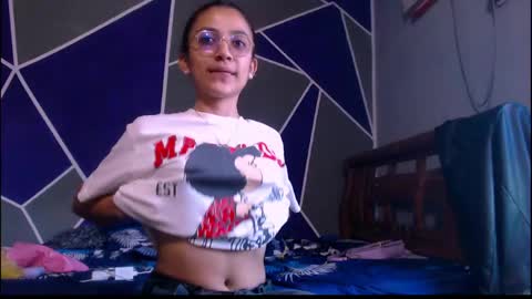 bellota bunny online show from April 30, 2026, 8:57 pm