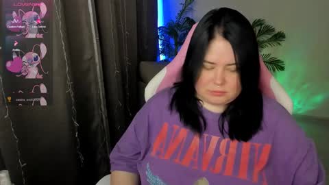 LinaBoo online show from December 19, 2025, 6:09 am