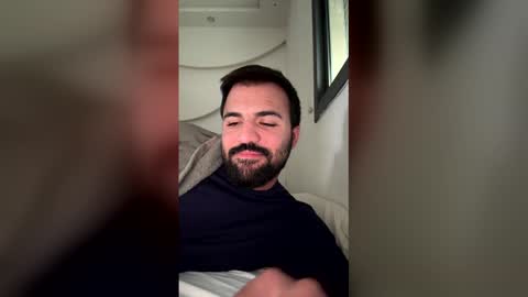 Baba  muscle gay uncut bigass anal man men straight Bi online show from March 13, 2026, 9:16 am