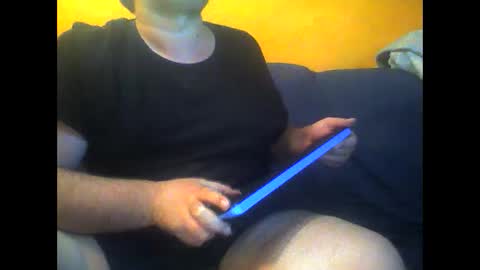 Snapshot of bender_35 chatting on December 30, 2024, 12:22 am bender_35 online show from December 30, 2024, 12:22 am