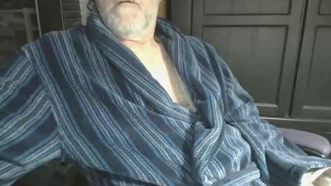 bendrinkin online show from March 9, 2025, 9:02 am