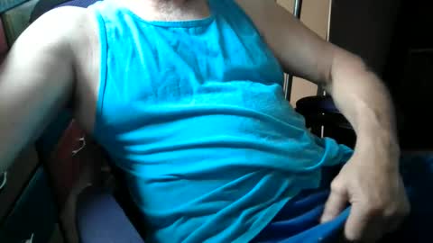 Snapshot of bendrinkin chatting on June 8, 2026, 9:59 pm bendrinkin online show from June 8, 2026, 9:59 pm