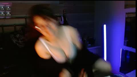 BendyBunnyx online show from June 24, 2026, 2:10 am
