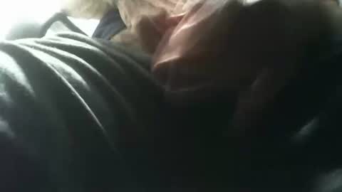 Snapshot of beninoam75 chatting on October 8, 2025, 2:04 pm beninoam75 online show from October 8, 2025, 2:04 pm