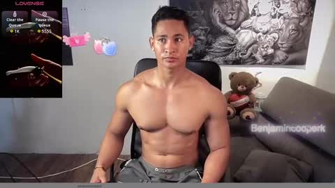 Snapshot of benjamincooperk1 chatting on October 26, 2025, 7:53 pm benjamincooperk online show from October 26, 2025, 7:53 pm