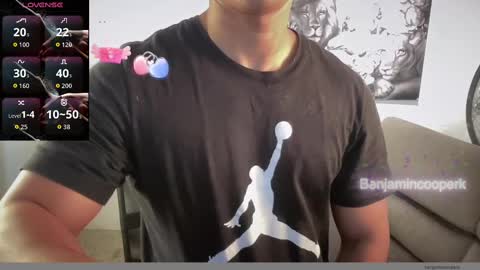 Snapshot of benjamincooperk1 chatting on October 28, 2025, 9:57 am benjamincooperk online show from October 28, 2025, 9:57 am