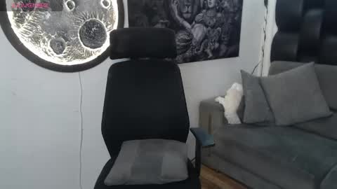 benjamincooperk online show from May 1, 2026, 7:18 pm