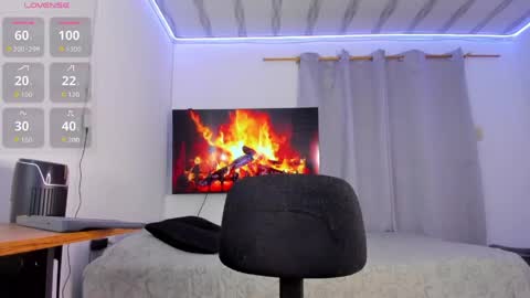 Snapshot of benji_andrew chatting on June 7, 2026, 10:57 pm Benji Andrew - JOIN MY FAN CLUB online show from June 7, 2026, 10:57 pm
