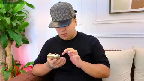 bennett_alejoo online show from May 2, 2026, 6:24 pm