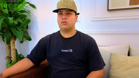 bennett_alejoo online show from May 6, 2026, 7:30 pm