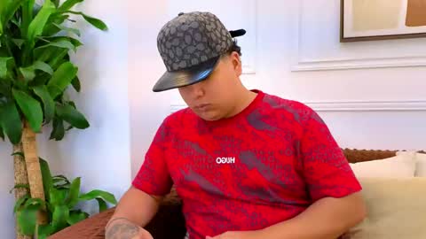 bennett_alejoo online show from May 7, 2026, 6:24 pm