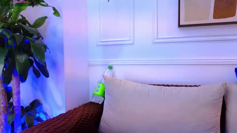 Snapshot of bennett_alejoo chatting on May 19, 2026, 7:20 pm bennett_alejoo online show from May 19, 2026, 7:20 pm