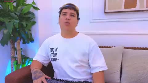 bennett_alejoo online show from July 8, 2026, 6:45 pm
