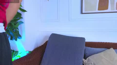 bennett_alejoo online show from July 10, 2026, 6:43 pm