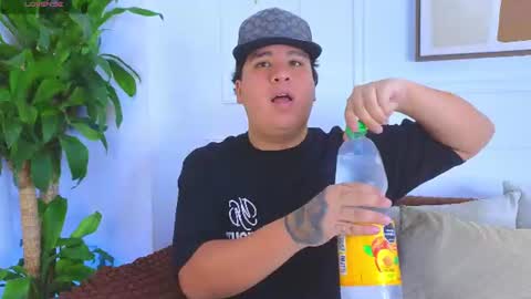 bennett_alejoo online show from July 15, 2026, 6:46 pm