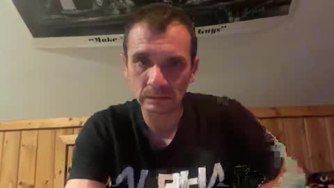 Snapshot of bennymn chatting on June 3, 2026, 3:53 am benny and innocentvixon online show from June 3, 2026, 3:53 am