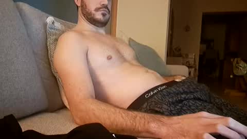 Snapshot of benoitgmx12 chatting on January 23, 2025, 7:18 pm benoitgmx12 online show from January 23, 2025, 7:18 pm