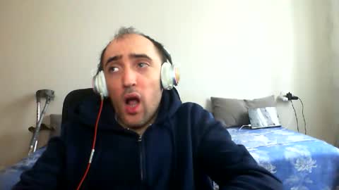 Snapshot of bentish chatting on March 29, 2026, 7:52 am bentish online show from March 29, 2026, 7:52 am