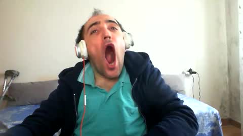 Snapshot of bentish chatting on April 11, 2026, 7:45 am bentish online show from April 11, 2026, 7:45 am