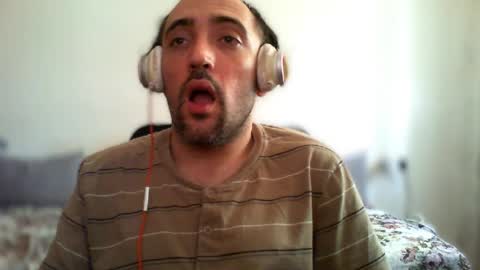 Snapshot of bentish chatting on July 22, 2026, 6:05 am bentish online show from July 22, 2026, 6:05 am