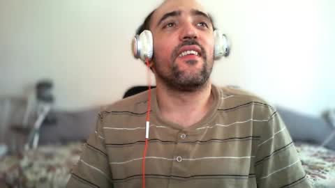 Snapshot of bentish chatting on July 23, 2026, 8:12 am bentish online show from July 23, 2026, 8:12 am