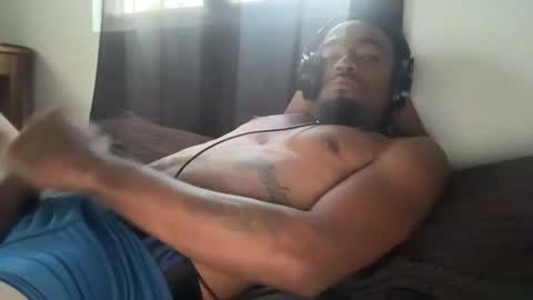Snapshot of bentley_pov chatting on April 23, 2026, 12:26 pm bentley_pov online show from April 23, 2026, 12:26 pm