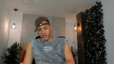 Snapshot of bento_fox chatting on July 23, 2026, 3:48 am bento_fox online show from July 23, 2026, 3:48 am