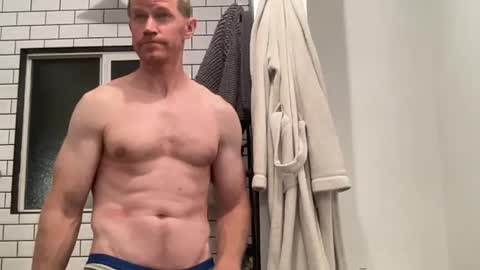 bentonmen4ever online show from July 7, 2026, 7:09 am