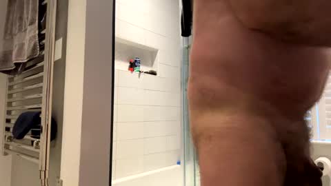 benz10001 online show from March 4, 2026, 12:22 pm