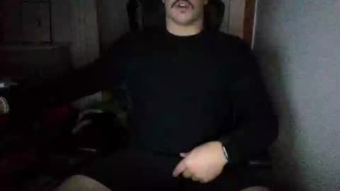 benzoil20007 online show from November 23, 2025, 5:40 am