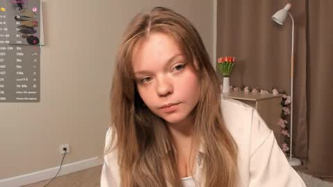 Julie online show from April 21, 2026, 7:50 pm