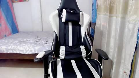 Bergon77 online show from February 18, 2025, 7:09 pm