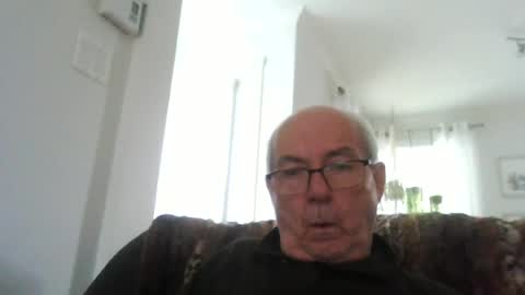 bernard1102 online show from June 21, 2026, 1:03 pm