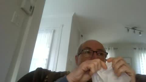 bernard1102 online show from June 29, 2026, 10:37 am