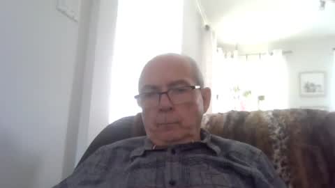 bernard1102 online show from July 19, 2026, 5:05 pm