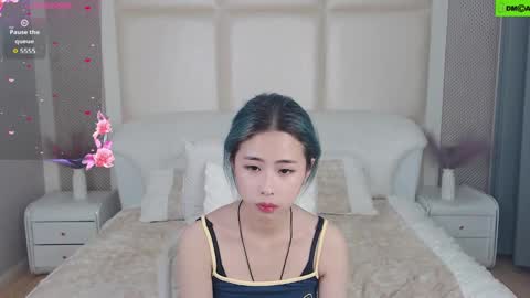 berniceafra online show from September 18, 2025, 3:58 pm