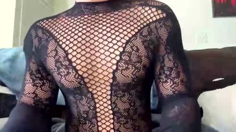 Snapshot of berriess_ chatting on June 5, 2026, 10:43 am berriess_ online show from June 5, 2026, 10:43 am