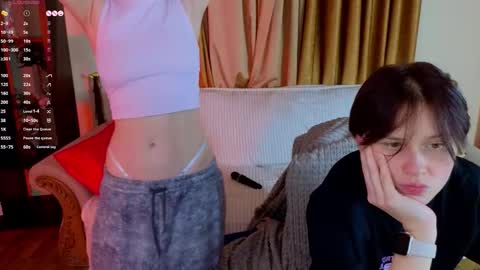 Snapshot of berry_assortment chatting on October 10, 2025, 7:13 pm Your sweet Tara and Eva online show from October 10, 2025, 7:13 pm