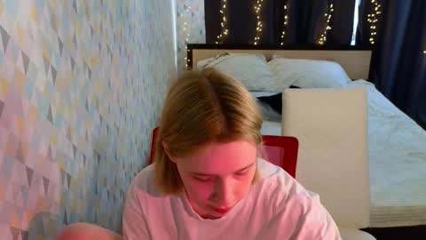 Your sweet Tara and Eva online show from March 18, 2026, 4:48 am